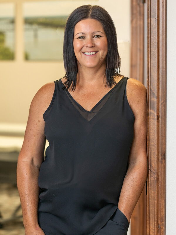 01-Yvette-5.jpg Image
